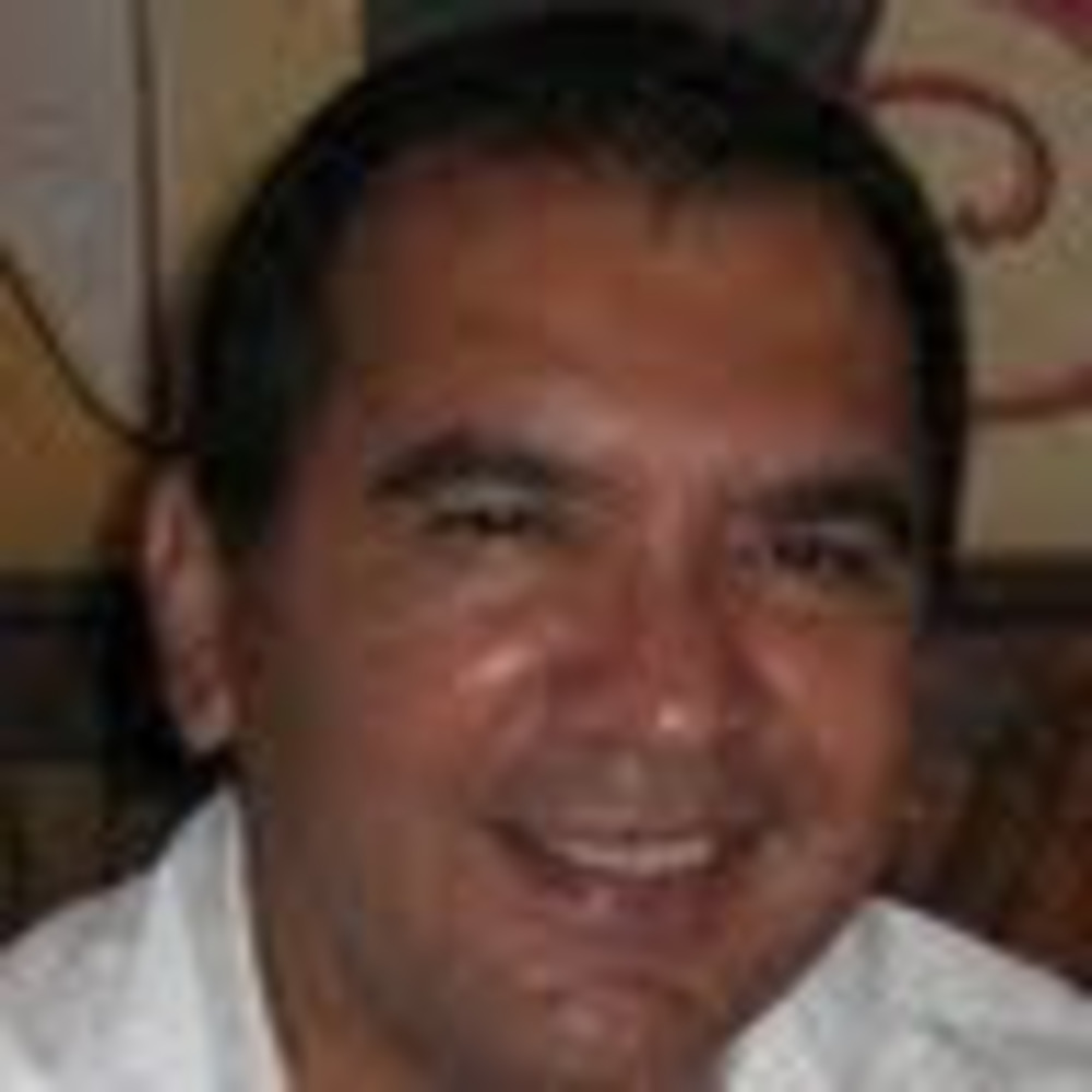 Meet your Posher, Carlos raùl